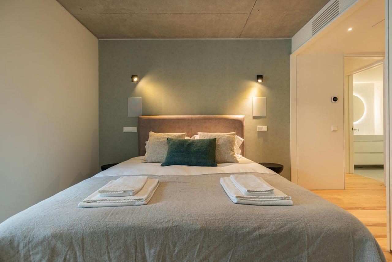 Hidden Pearl W/ Patio & Pool By Lovelystay ลิสบอน ภายนอก รูปภาพ
